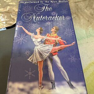 New Sealed Tchaikovsky's The Nutcracker VHS As performed by the Kiev Ballet VHS